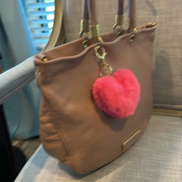 MARC by Marc Jacobs
Too Hot to Handle Tote Bag, Tan - Picture 4 of 17